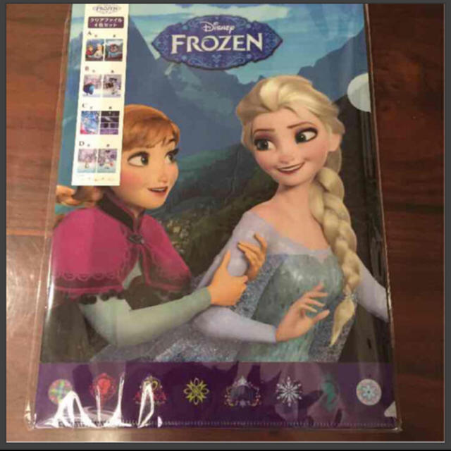 Disney(ディズニー)の★花音さま専用★アナ雪 A4クリアファイル 7枚セット エンタメ/ホビーのアニメグッズ(クリアファイル)の商品写真