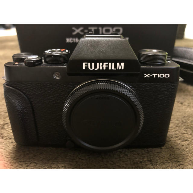 富士フイルム(フジフイルム)のFUJIFILM x-t100 レンズセット スマホ/家電/カメラのカメラ(ミラーレス一眼)の商品写真