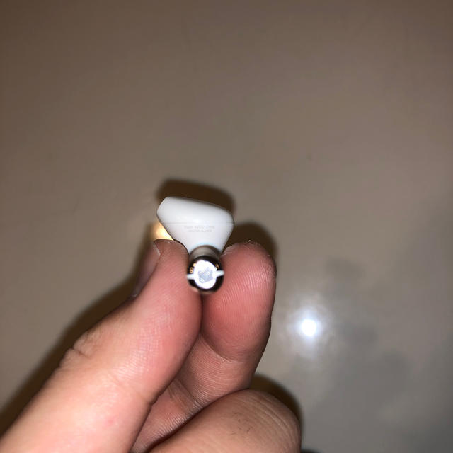 AirPods 2世代 右耳 3