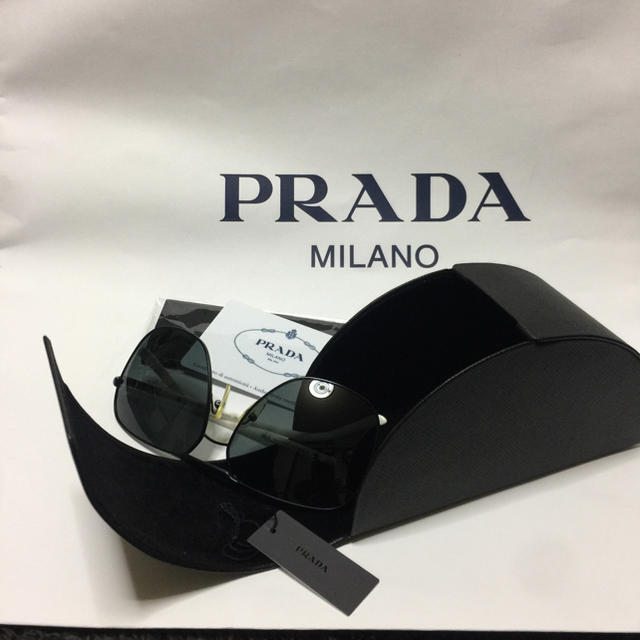 PRADA(プラダ)のプラダ サングラス メンズのファッション小物(サングラス/メガネ)の商品写真