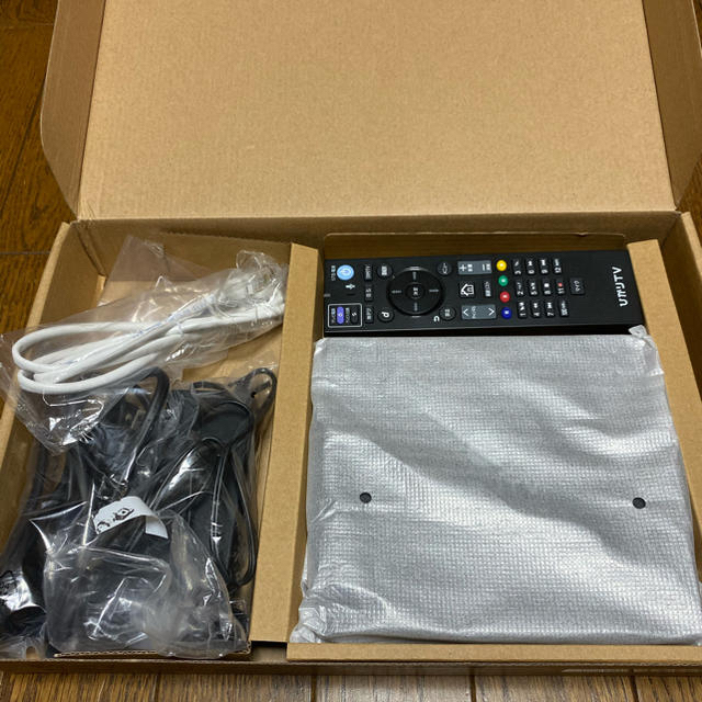 中古美品】ひかりTV4K対応トリプルチューナーST-3400の+