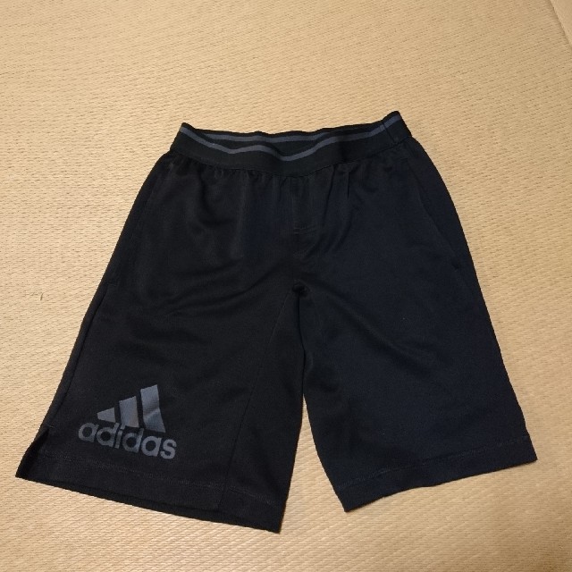 adidas(アディダス)の150   ズボンセット キッズ/ベビー/マタニティのキッズ服男の子用(90cm~)(パンツ/スパッツ)の商品写真