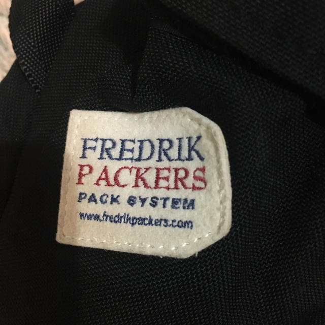 FREDRIK フレデリック　ボディバッグ