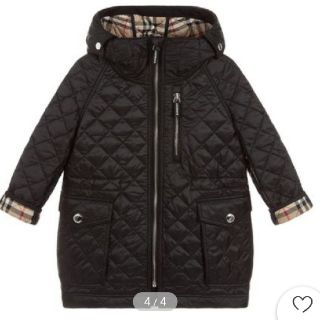 バーバリー(BURBERRY)のタグ付未使用BURBERRY　KIDS キルトトレイジャケットBK(12Y)(ダウンコート)