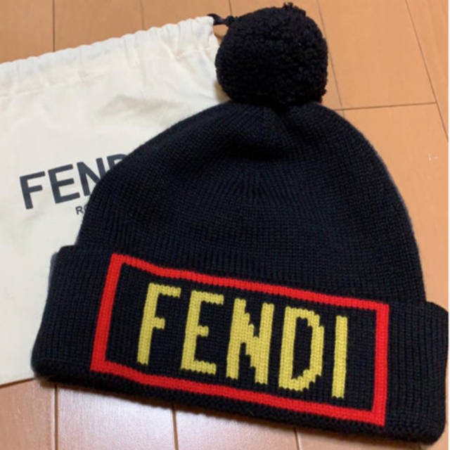 FENDIニット帽-