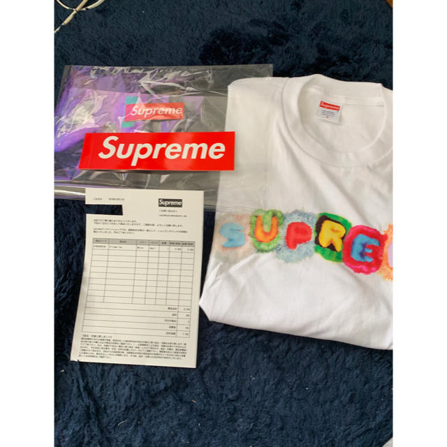 Supreme Pillows Tee