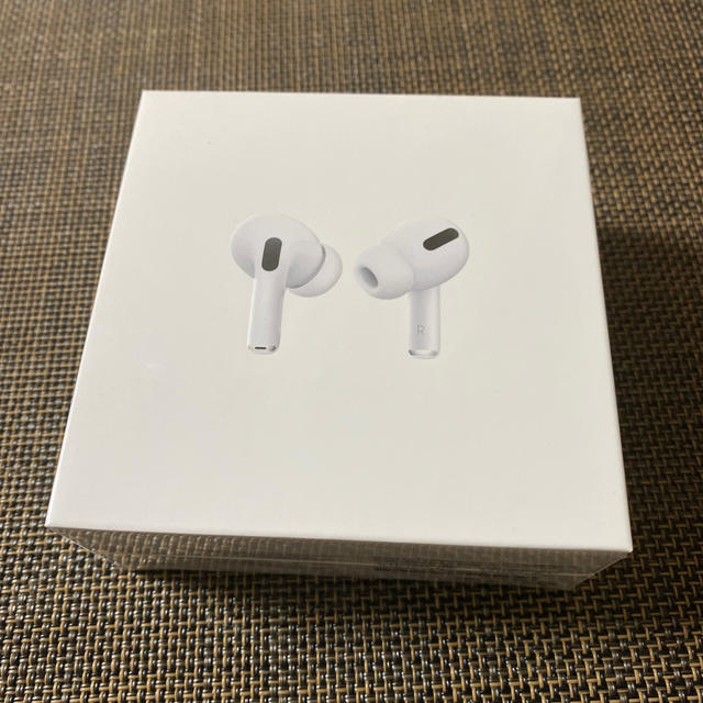 Apple(アップル)の【即日発送】airpods pro 新品未開封 スマホ/家電/カメラのオーディオ機器(ヘッドフォン/イヤフォン)の商品写真