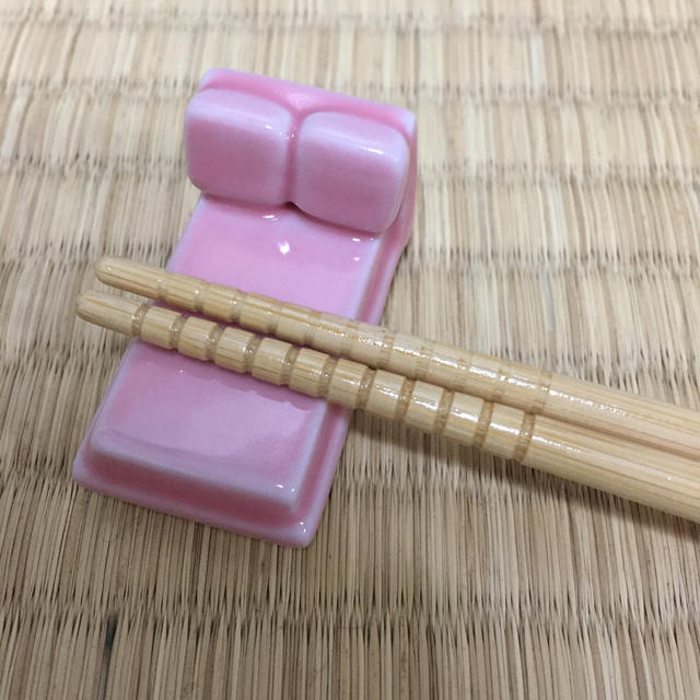 箸置き ベッド インテリア/住まい/日用品のキッチン/食器(カトラリー/箸)の商品写真