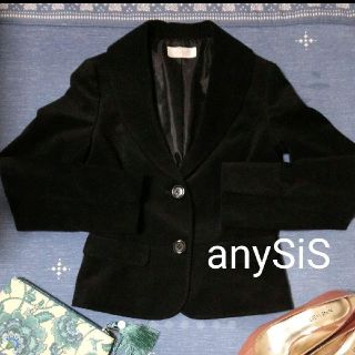 エニィスィス(anySiS)のanySiS 黒 ベロア調 ジャケット(テーラードジャケット)