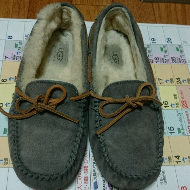 UGG ダコタ