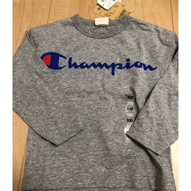 Champion(チャンピオン)のチャンピオン ロングTシャツ キッズ/ベビー/マタニティのキッズ服男の子用(90cm~)(Tシャツ/カットソー)の商品写真