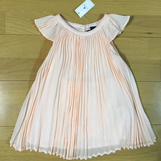 babyGAP(ベビーギャップ)のBaby gap★新品✨ピンクラメドレス❤️ キッズ/ベビー/マタニティのキッズ服女の子用(90cm~)(ワンピース)の商品写真