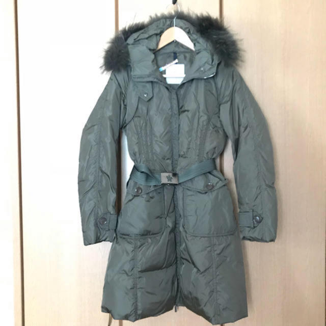 モンクレール　MONCLER