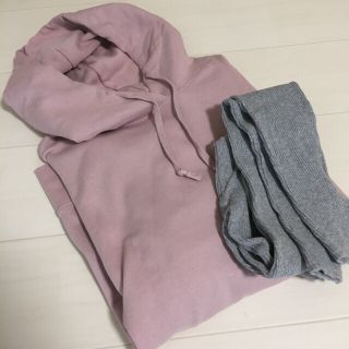 ユニクロ(UNIQLO)のUNIQLO ビッグスウェットプルパーカー ピンク(パーカー)