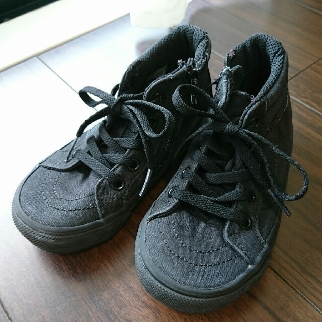 VANS(ヴァンズ)の☆マミィ様専用☆VANS ハイカットスニーカー 17㎝ キッズ/ベビー/マタニティのキッズ靴/シューズ(15cm~)(スニーカー)の商品写真