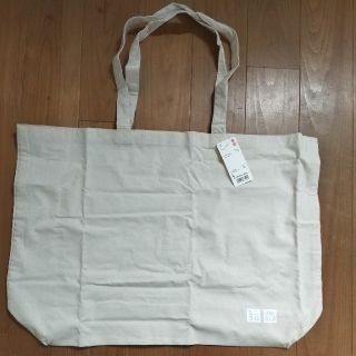 ユニクロ(UNIQLO)のUNIQLO　エコバッグ　新品(トートバッグ)