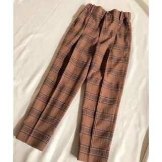 アダムエロぺ(Adam et Rope')のアダムエロぺ新品36パンツ  茶系(クロップドパンツ)