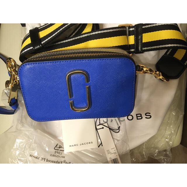 新品 新作 MARC JACOBS snapshotバッグ