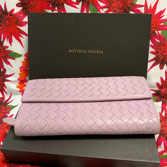 Bottega Veneta(ボッテガヴェネタ)の⭐️ボッテガヴェネタ⭐️イントレチャート　長財布 レディースのファッション小物(財布)の商品写真