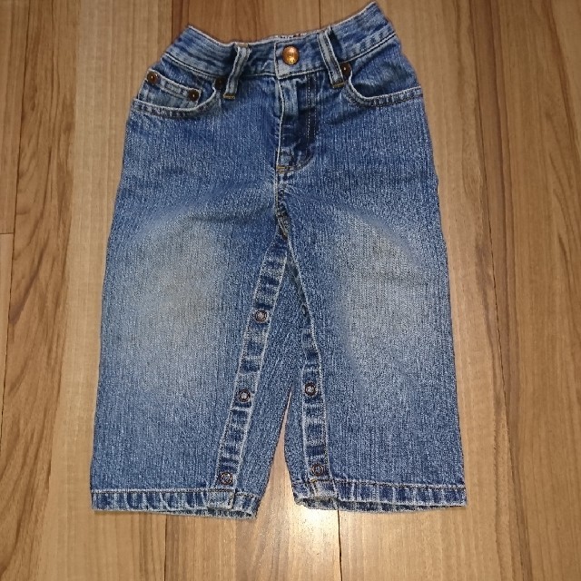 babyGAP(ベビーギャップ)のジーンズ 90 キッズ/ベビー/マタニティのキッズ服男の子用(90cm~)(パンツ/スパッツ)の商品写真