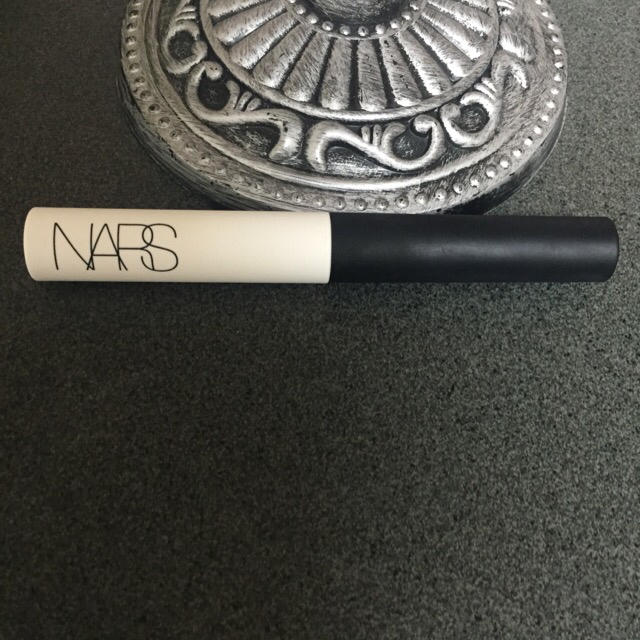 NARS(ナーズ)のナーズ アイシャドウベース コスメ/美容のベースメイク/化粧品(化粧下地)の商品写真