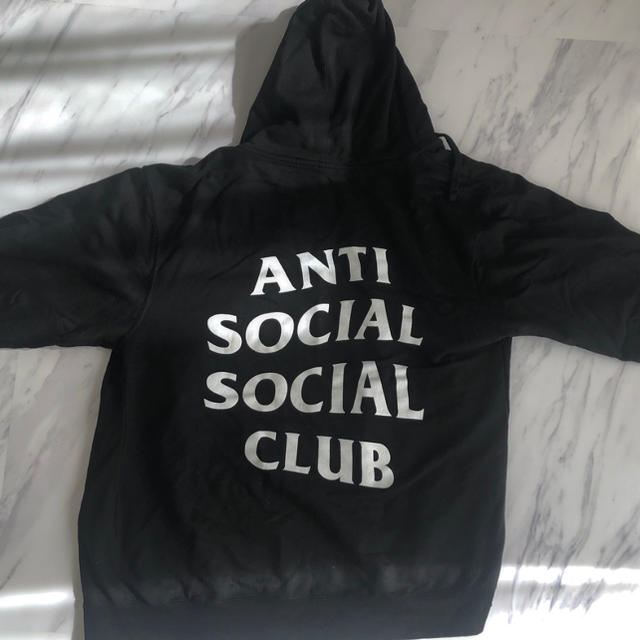 Supreme(シュプリーム)のantisocialsocialclub パーカー メンズのトップス(パーカー)の商品写真