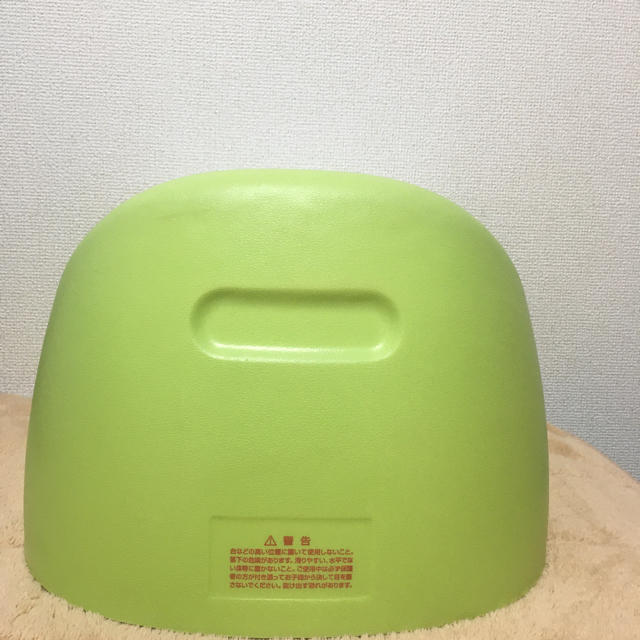 Bumbo(バンボ)のカリブベビーチェア(グリーン) キッズ/ベビー/マタニティの授乳/お食事用品(その他)の商品写真