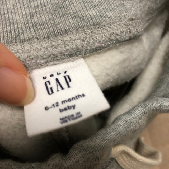 GAP Kids(ギャップキッズ)のGAP  セットアップ　　パーカー　　パンツ　　くま キッズ/ベビー/マタニティのベビー服(~85cm)(トレーナー)の商品写真