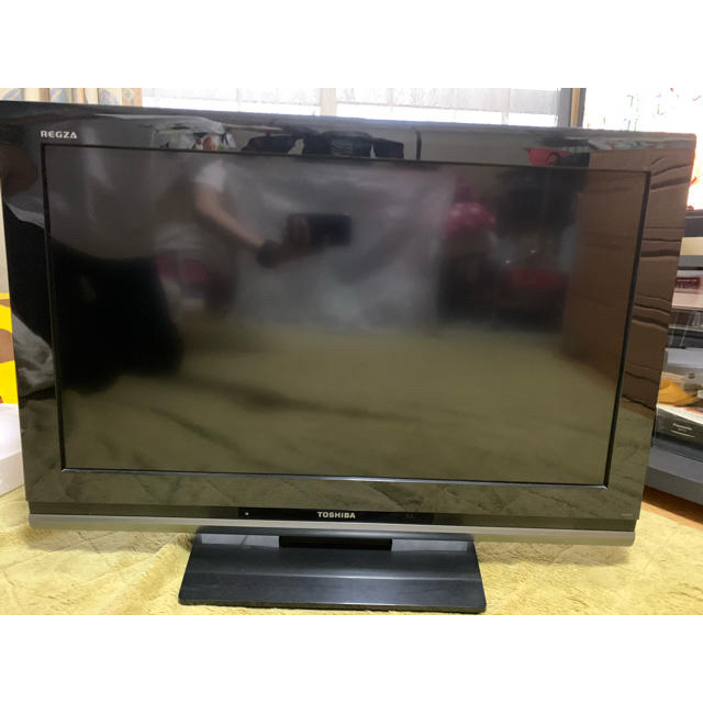 東芝(トウシバ)のTOSHIBA REGZA 32インチ スマホ/家電/カメラのテレビ/映像機器(テレビ)の商品写真