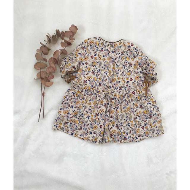 ZARA KIDS(ザラキッズ)のzara baby 花柄　ワンピ　ワンピース　小花柄ワンピ　ザラキッズ キッズ/ベビー/マタニティのキッズ服女の子用(90cm~)(ワンピース)の商品写真