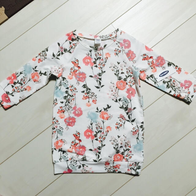 Old Navy(オールドネイビー)の新品♡花柄ワンピース キッズ/ベビー/マタニティのベビー服(~85cm)(ワンピース)の商品写真