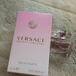 ヴェルサーチ(VERSACE)のVERCASE  BRIGHT CRYSTAL ミニボトル4.5ml(香水(女性用))