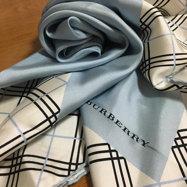 BURBERRY - バーバリー シルク 大判 スカーフ SILK100%の通販 by あぶく's shop｜バーバリーならラクマ