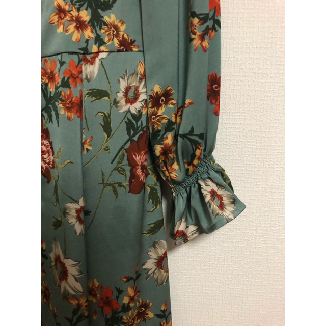 Andemiu(アンデミュウ)のAndemiu 花柄ワンピース レディースのワンピース(ロングワンピース/マキシワンピース)の商品写真