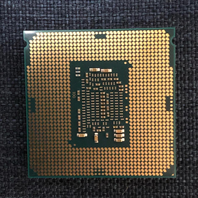 CPU XEON E3-1230V5 スマホ/家電/カメラのPC/タブレット(PCパーツ)の商品写真