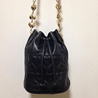 モスキーノ(MOSCHINO)のモスキーノ 本革ハートショルダーバッグ(ショルダーバッグ)