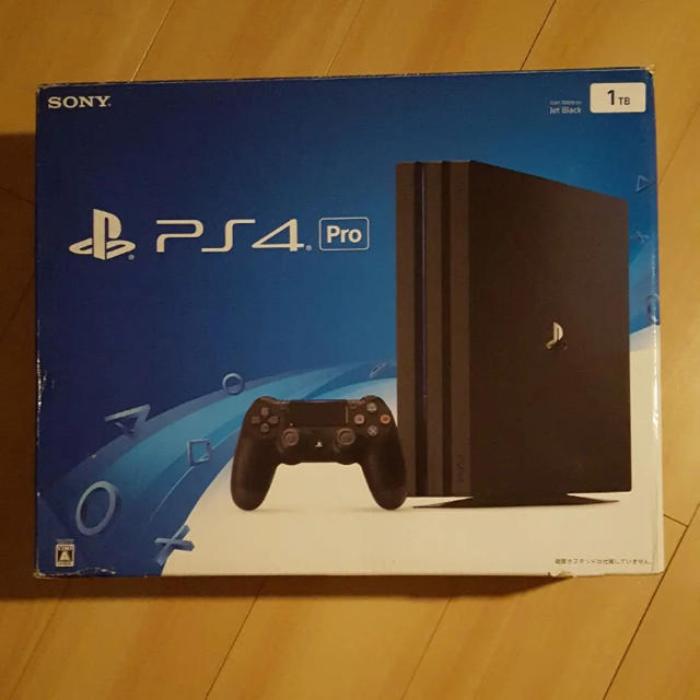 PlayStation®4 Pro ジェット・ブラック 1TB CUH-7000