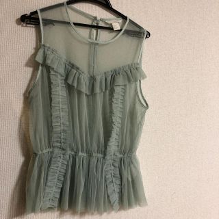 エイチアンドエム(H&M)のチュールトップス(カットソー(半袖/袖なし))