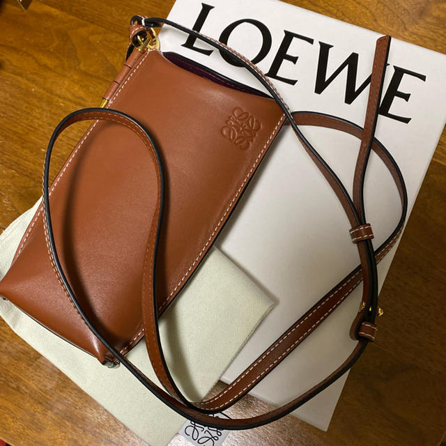 LOEWE  ゲートポケット