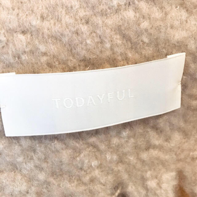 TODAYFUL(トゥデイフル)のtodayful  ボリュームニットマフラー  ベージュ レディースのファッション小物(マフラー/ショール)の商品写真