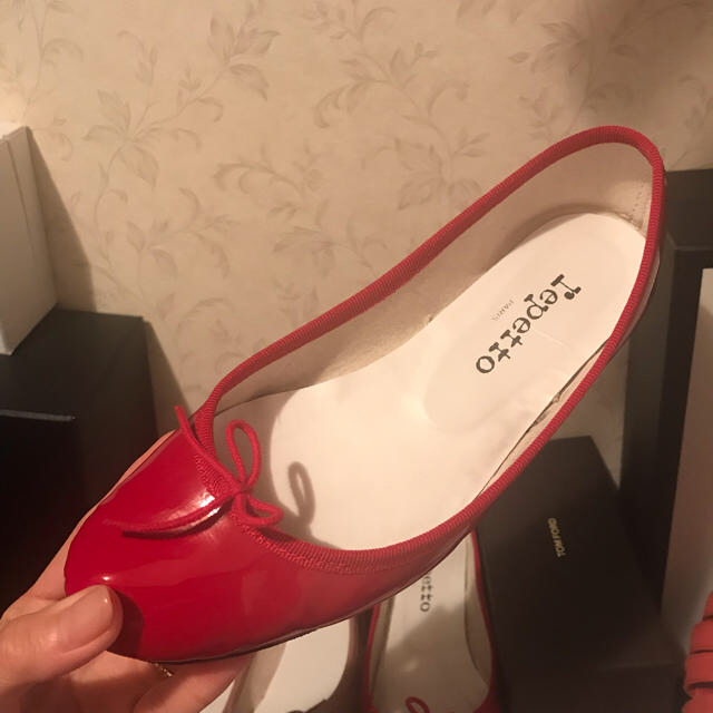 repetto(レペット)の最終価格❤️repetto ballet shoes red 37. レディースの靴/シューズ(バレエシューズ)の商品写真