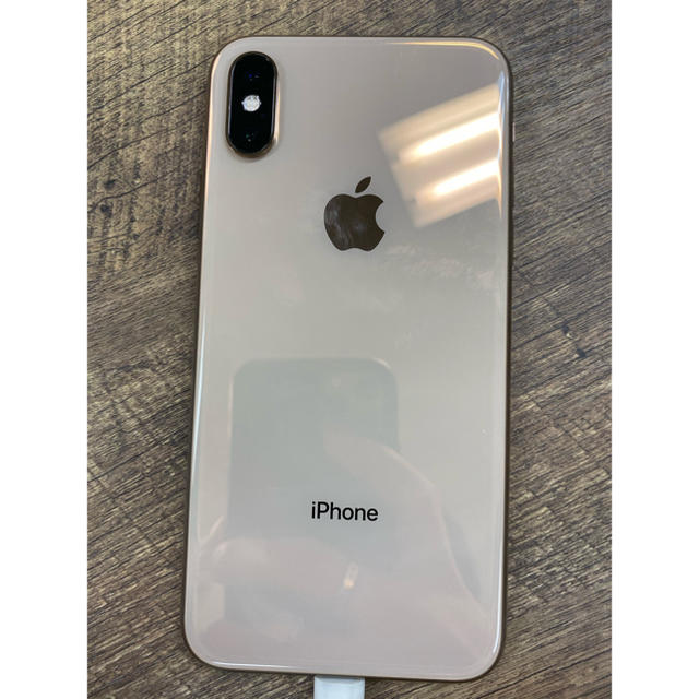 iPhone(アイフォーン)のiPhoneXS 64GB ゴールド スマホ/家電/カメラのスマートフォン/携帯電話(スマートフォン本体)の商品写真