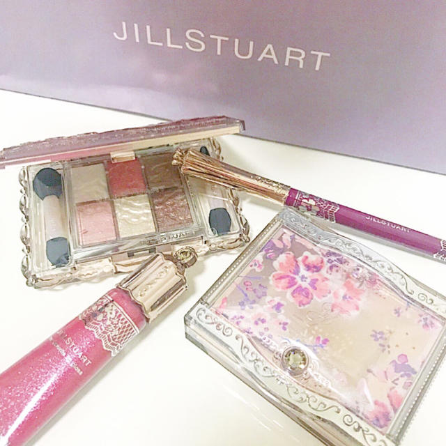 ジルスチュアート JILLSTUART クリスマスコフレ2019