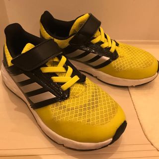 アディダス(adidas)のアディダス18センチ(スニーカー)