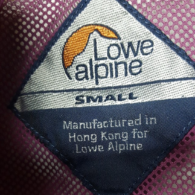 Lowe Alpine(ロウアルパイン)のLowe  alpine マウンテンパーカー　s メンズのジャケット/アウター(マウンテンパーカー)の商品写真