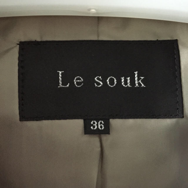 Le souk(ルスーク)のお値下げ！トレンチコート 試着のみ！ レディースのジャケット/アウター(トレンチコート)の商品写真