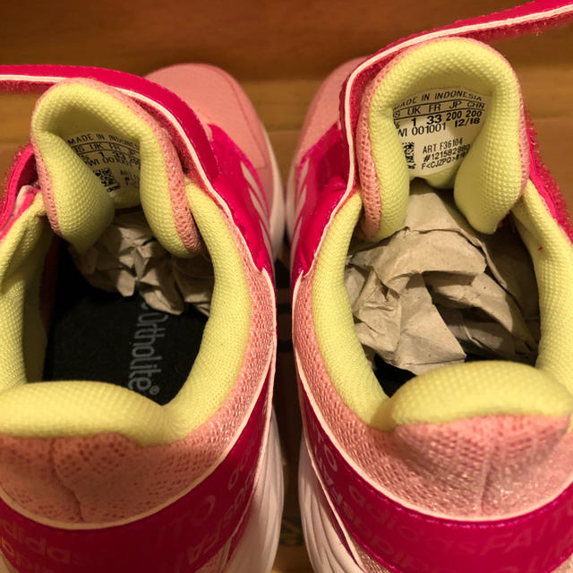 adidas(アディダス)のadidas キッズ　スニーカー　20㎝ キッズ/ベビー/マタニティのキッズ靴/シューズ(15cm~)(スニーカー)の商品写真
