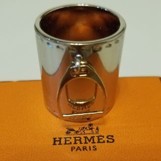 エルメス(Hermes)のお値下げ新品　エルメス　HERMES　スカーフ　リング　エトリエ　馬蹄　チャーム(バッグチャーム)