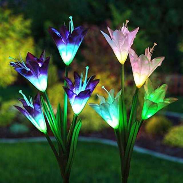 白と紫ソーラーフラワーライト ユリ 埋込型花ライト 百合 埋め込み式 防水 7色の通販 By ゆーし S Shop ラクマ