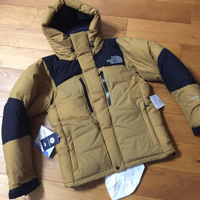 THE NORTH FACE(ザノースフェイス)のバルトロライトジャケットBKブリティッシュカーキ新品未使用サイズL メンズのジャケット/アウター(ダウンジャケット)の商品写真